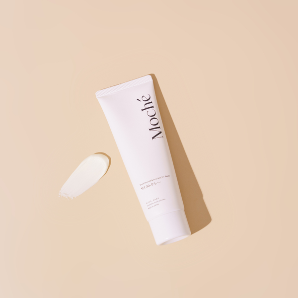 Moché Mochi Smooth & Powdery UV Shield SPF50+ PA++++ 80g
